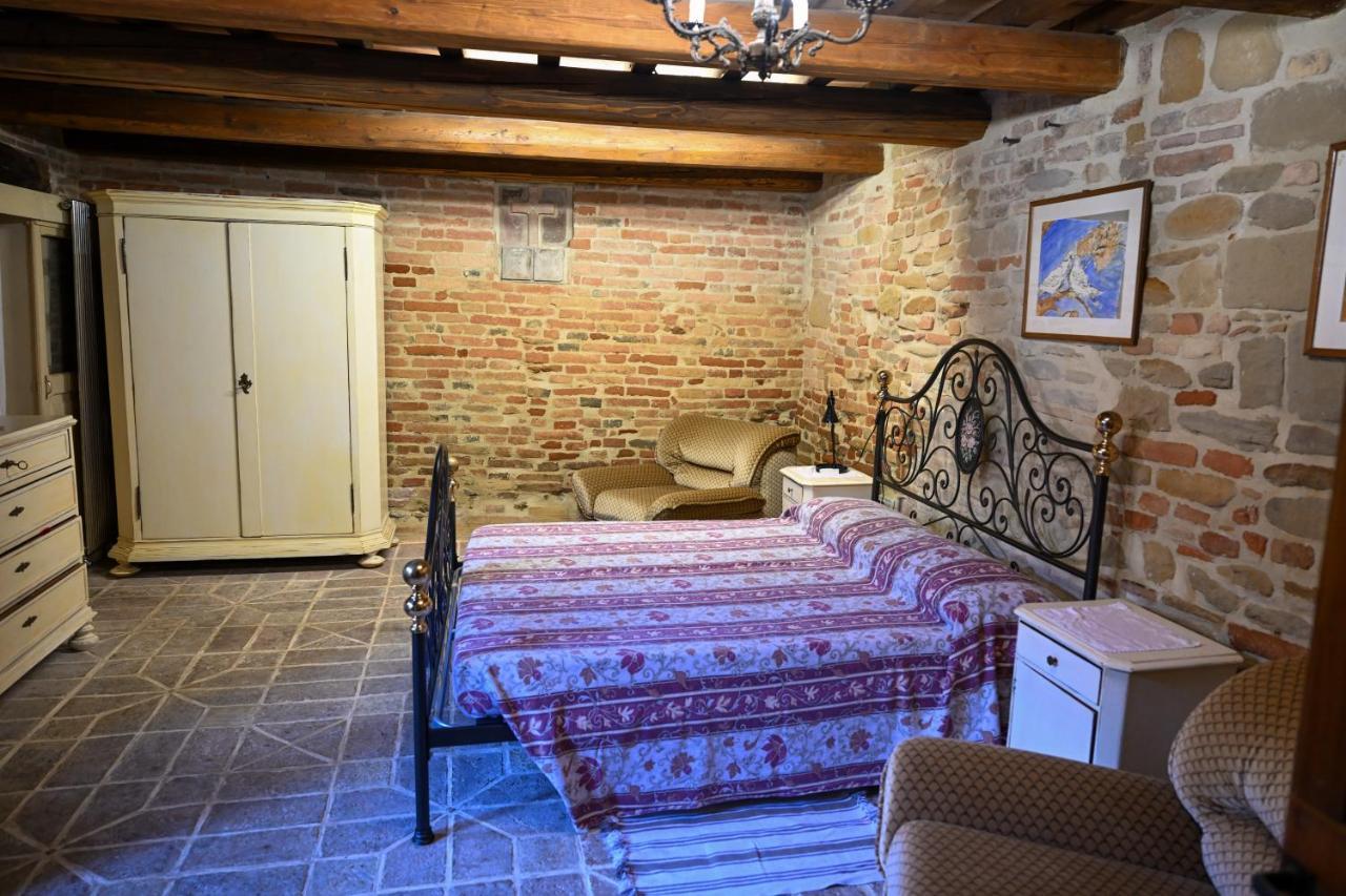 Il Poggio Villa Mombaroccio Exterior photo